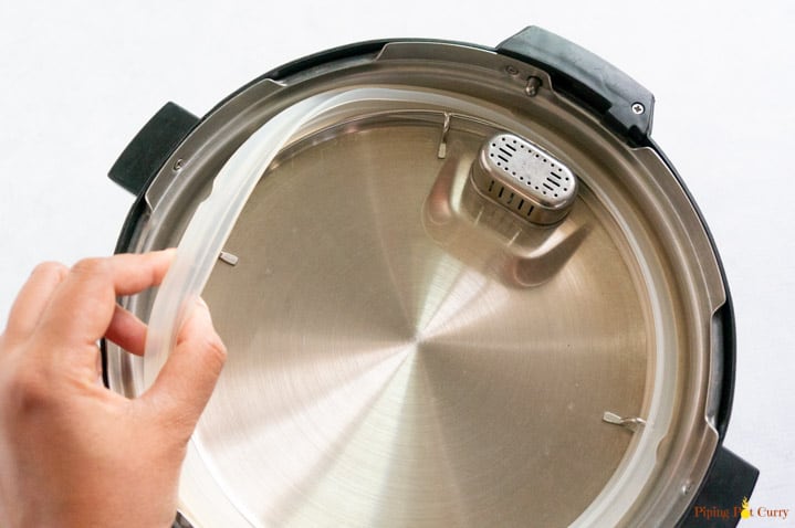 installing sealing ring on instant pot