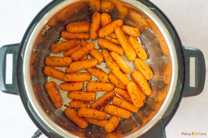 Garlic & Herb Carrots Instant Pot