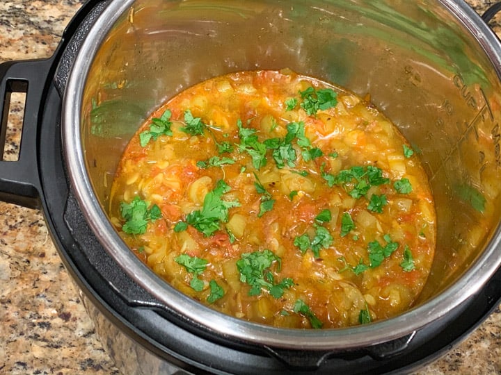 Enjoy this easy and delicious Ridge Gourd Curry, also known as Turai ki subzi, made in the pressure cooker or instant pot | #turai #tori #gilki #ridgegourd #spongegourd #instantpot #pressurecooker #pipingpotcurry | pipingpotcurry.com Ridge Gourd | Turai Recipe in pressure cooker - Ready to enjoy