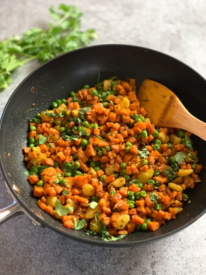 Aloo Gajar Matar (Indian Potato, Carrots & Peas) - Piping Pot Curry